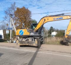 Техническое обслуживание колесного экскаватора XCMG XE180WD